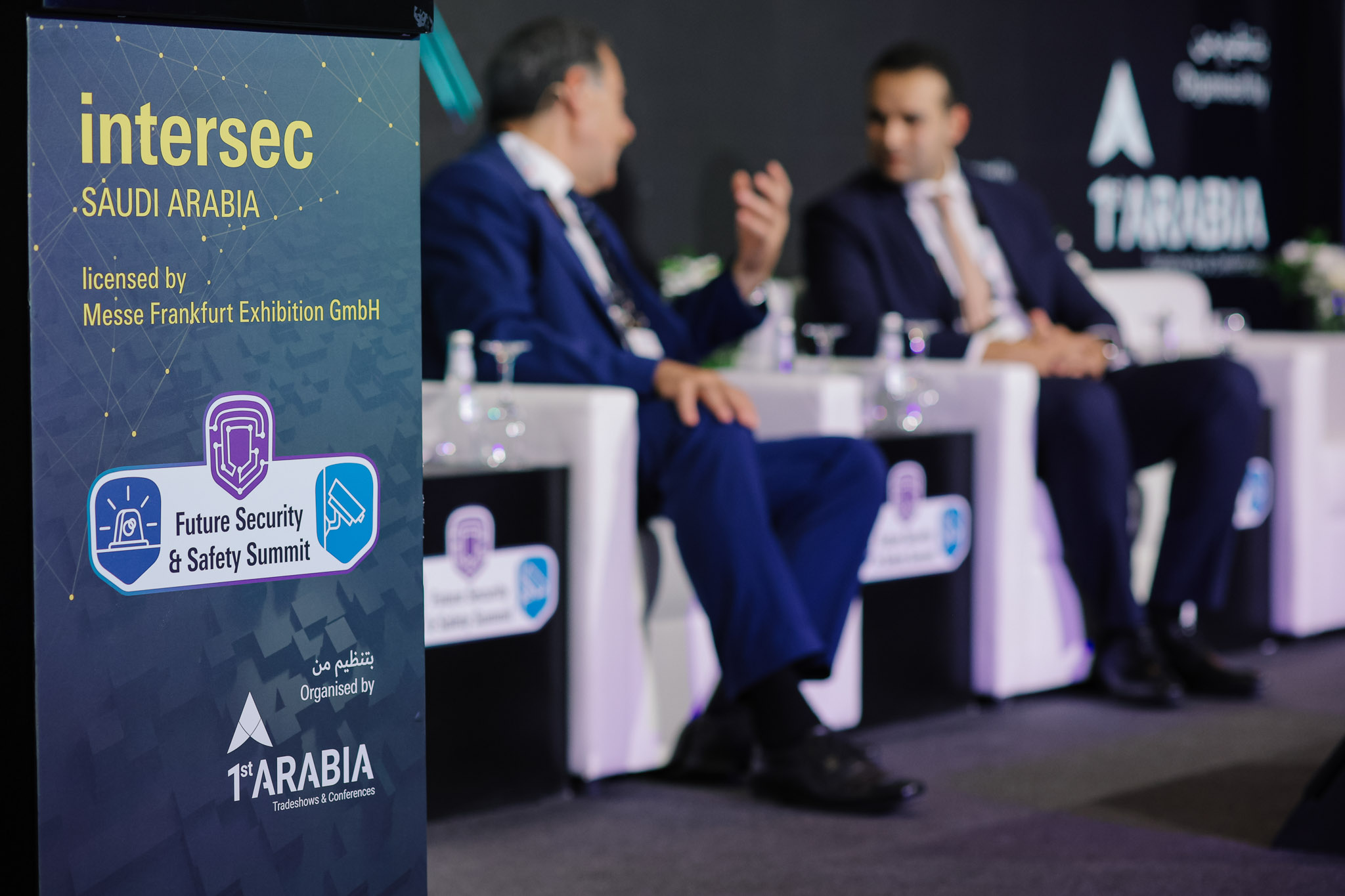 Lights in Motion / Cristi Mitrea