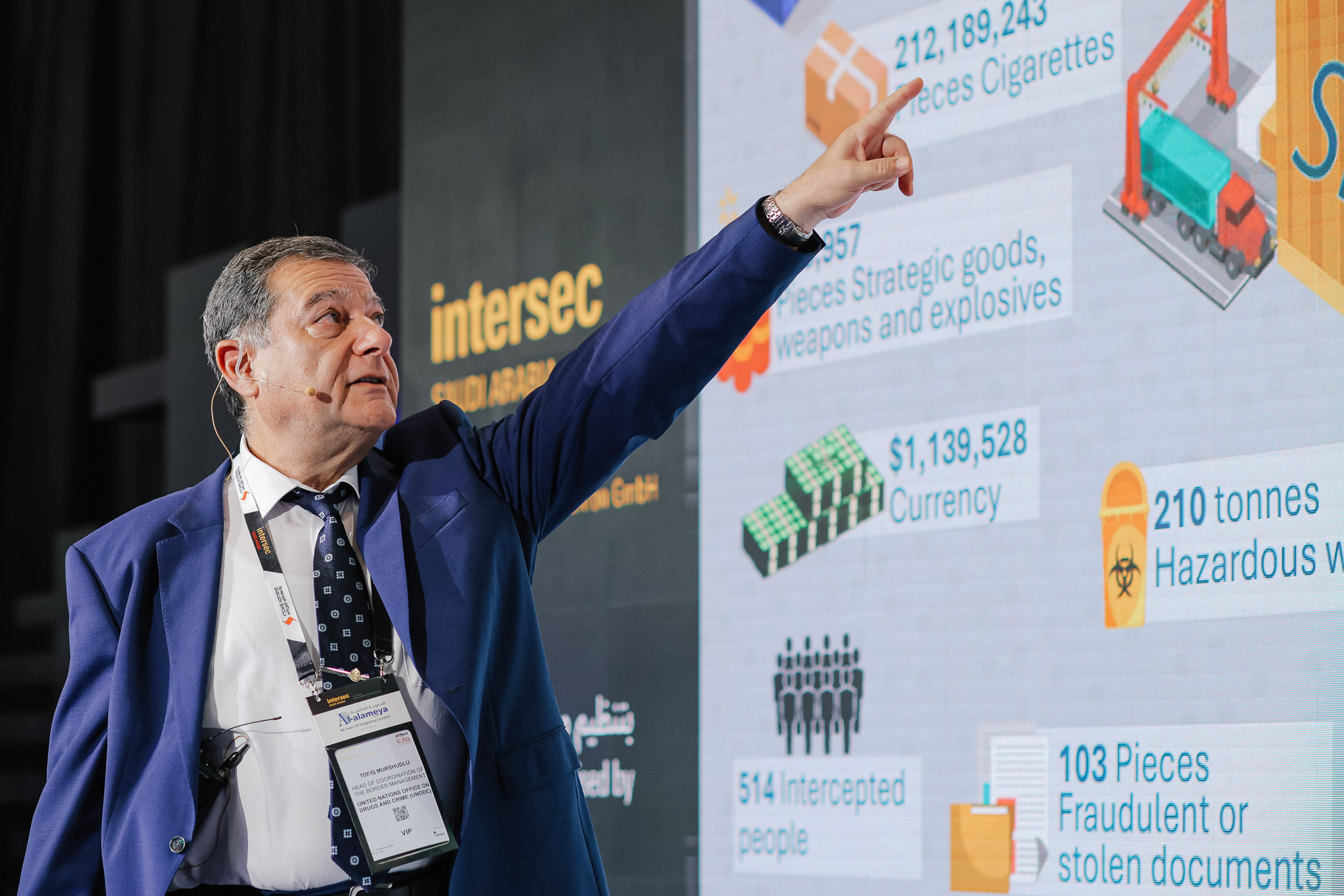 Lights in Motion / Cristi Mitrea