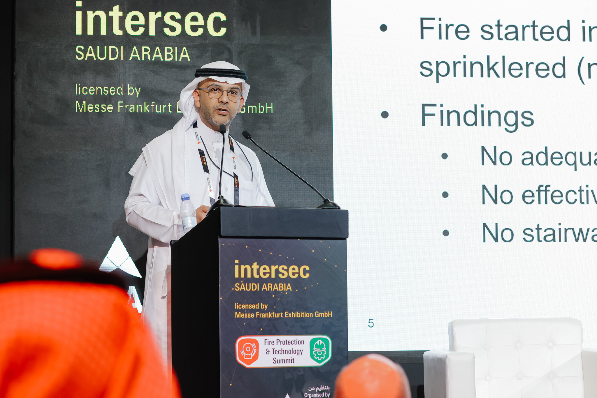 Lights in Motion / Cristi Mitrea